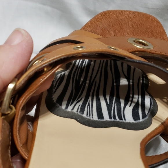 Cole haan wedge sandals tan eyelet adjustable 🔥 - Picture 9 of 9